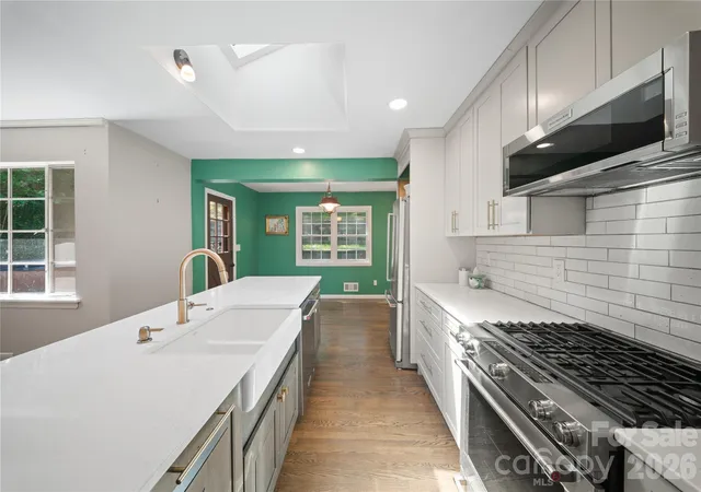 Homes for sale in Asheville, NC | 24 Warwick Pl, Asheville, NC 28804 | MLS# 4379337