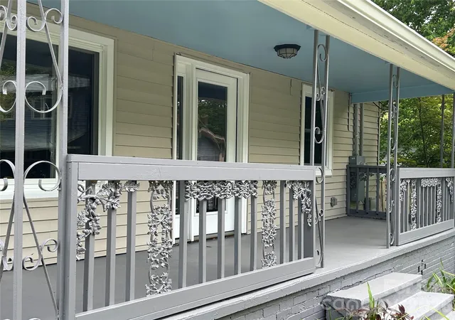 Photo 3 of Single family home for sale at 12 Penley Ave, Asheville, NC 28804 | MLS# 4379338 | Listing updated on 2026-09-23