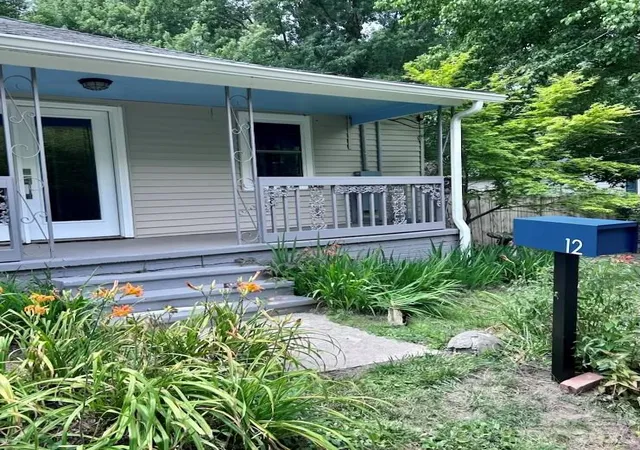 Photo 4 of Single family home for sale at 12 Penley Ave, Asheville, NC 28804 | MLS# 4379338 | Listing updated on 2026-09-23