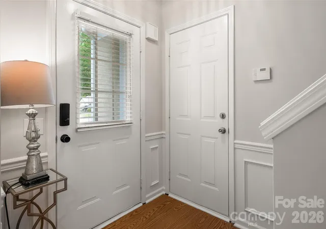 Homes for sale in Charlotte, NC | 820 Autumn Rain Ln, Charlotte, NC 28209