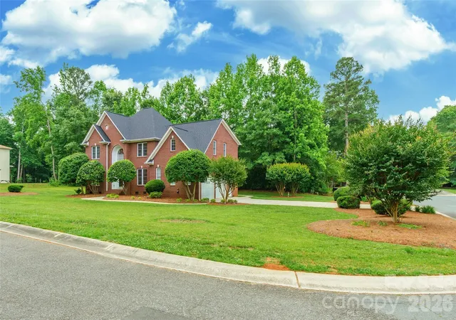 2nd image of 1782 Farrow Dr, Rock Hill, SC 29732 | MLS# 4379429