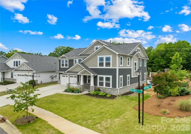 Photo 2 of Single family home for sale at 1004 Bellshill Dr, Indian Trail, NC 28079 | MLS# 4379439 | Listing updated on 2026-08-24