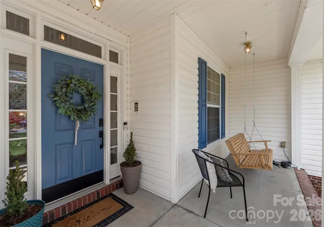 Photo 3 of Sale Pending at 14926 Bridle Tr Ln, Pineville, NC 28134 | MLS# 4379453 | Listing updated on 2026-09-17