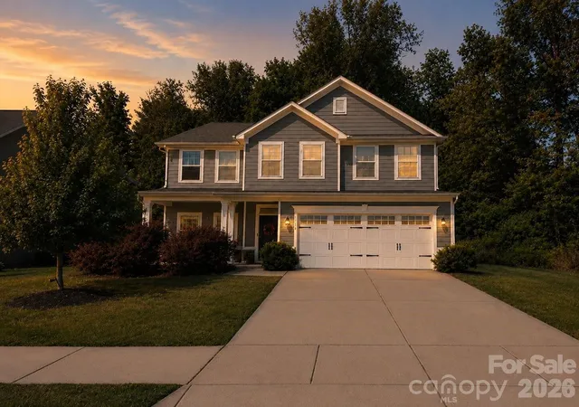 Homes for sale in Charlotte, NC | 10250 Paper Birch Dr, Charlotte, NC 28215 | MLS# 4379500
