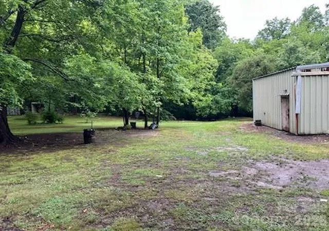 2nd image of 2328 Toddville Rd, Charlotte, NC 28214 | MLS# 4379534