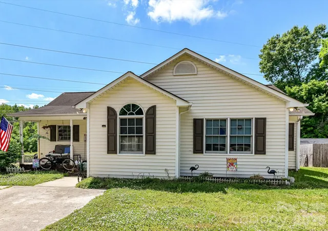4th image of 1472 Ridgewood Dr, Concord, NC 28027 | MLS# 4379577