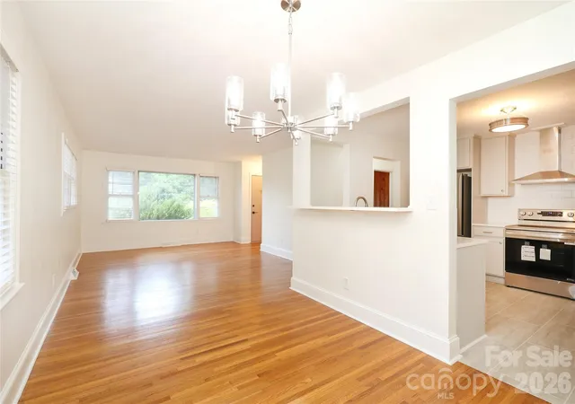 5th image of 1720 Miles Ct, Charlotte, NC 28216 | MLS# 4379596