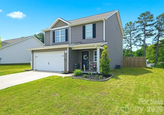 3rd image of 215 Belcaro Dr, Kings Mountain, NC 28086 | MLS# 4379600