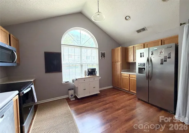 Photo 2 of Townhouse for sale at 10206 University Park Ln, Charlotte, NC 28213 | MLS# 4379615 | Listing updated on 2026-10-07