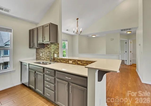 Photo 2 of Single family home for sale at 85 Rotunda Cir, Asheville, NC 28806 | MLS# 4379680 | Listing updated on 2026-10-04
