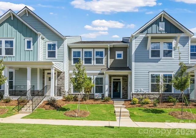 Townhouse for sale at 10028 Mamillion Dr, Huntersville, NC 28078 | MLS# 4379718