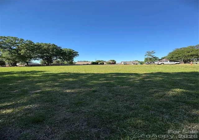 Photo 4 of Single family home for sale at 3227 Pleasant Plains Rd, Matthews, NC 28105 | MLS# 4379724 | Listing updated on 2026-05-09