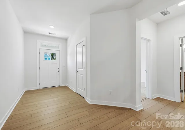 Photo 3 of Townhouse for sale at 10026 Mamillion Dr, Huntersville, NC 28078 | MLS# 4379727 | Listing updated on 2026-10-05