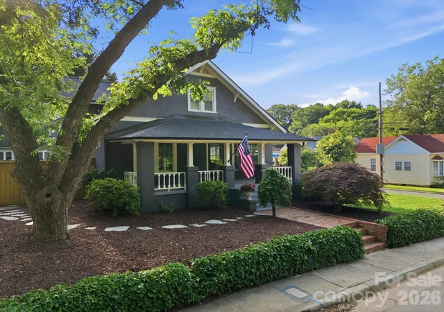 Photo 1 of Single family home for sale at 327 Campus St, Charlotte, NC 28216 | MLS# 4379740 | Listing updated on 2026-08-21
