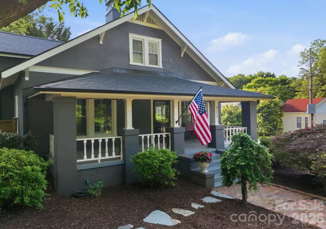 Photo 3 of Single family home for sale at 327 Campus St, Charlotte, NC 28216 | MLS# 4379740 | Listing updated on 2026-08-21