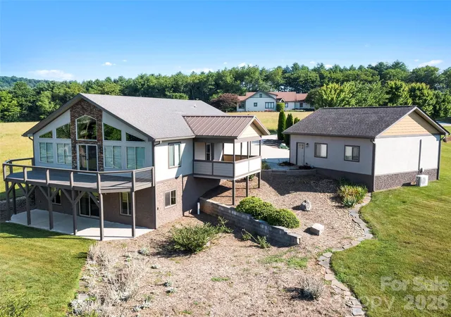36th image of 141 Round Top Cir, Mills River, NC 28759 | MLS# 4379751