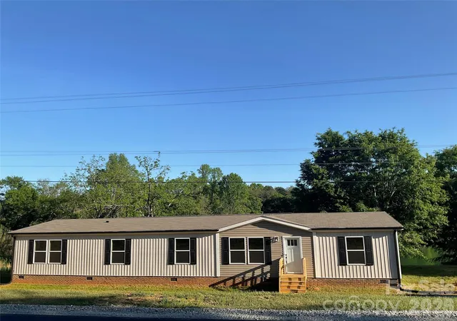 Homes for sale in Mooresboro, NC | 2226 Harris Henrietta Rd, Mooresboro, NC 28114 | MLS# 4379759