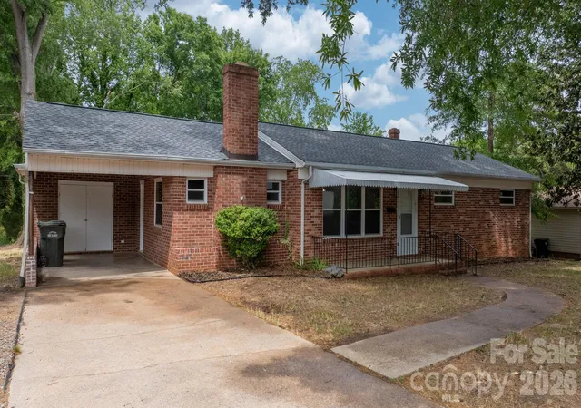 2nd image of 411 20th Ave Ne, Hickory, NC 28601 | MLS# 4379794