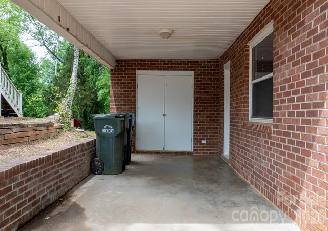 3rd image of 411 20Th Ave Ne, Hickory, NC 28601 | MLS# 4379794