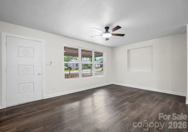 4th image of 411 20Th Ave Ne, Hickory, NC 28601 | MLS# 4379794
