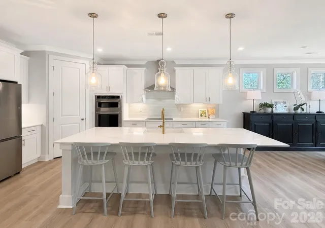 Photo 3 of Single family home for sale at 114 Jentri Way, Mooresville, NC 28115 | MLS# 4379864 | Listing updated on 2026-09-18
