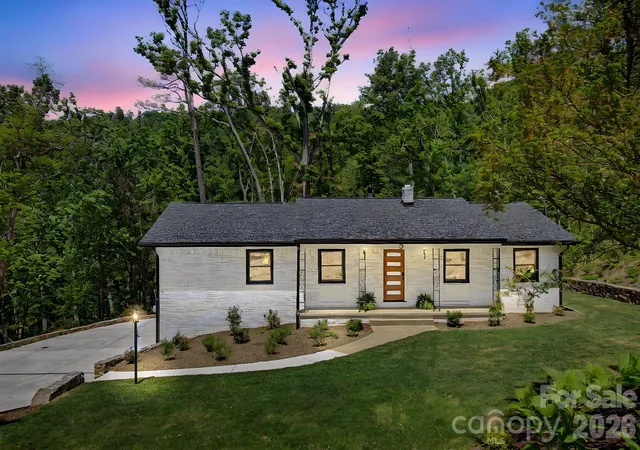 3rd image of 5 Kent Pl, Asheville, NC 28804 | MLS# 4379895
