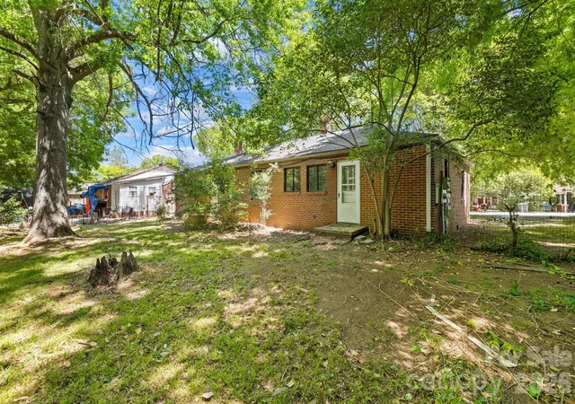 Photo 2 of House for sale at 317 W D Ave, Salisbury, NC 28144 | MLS# 4379914 | Listing updated on 2026-09-13