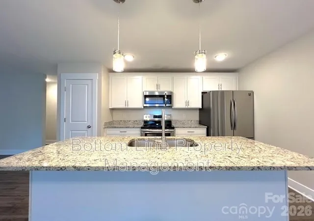 5th image of 2546 Hemphill St, Charlotte, NC 28208 | MLS# 4379918