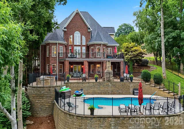 2nd image of 151 43rd Avenue Dr Nw, Hickory, NC 28601 | MLS# 4379957