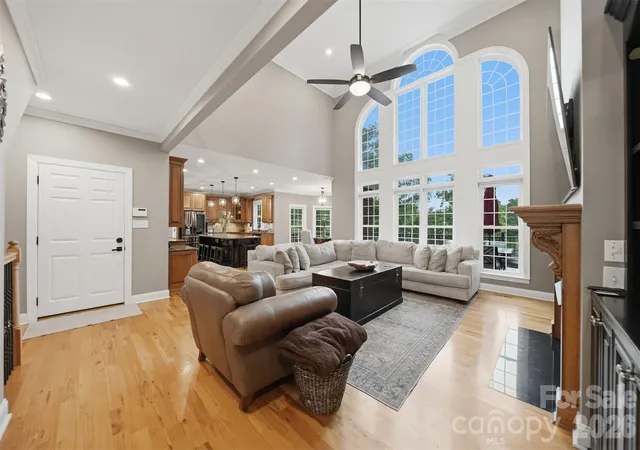 Photo 3 of Single family home for sale at 151 43rd Avenue Dr NW, Hickory, NC 28601 | MLS# 4379957 | Listing updated on 2026-06-12