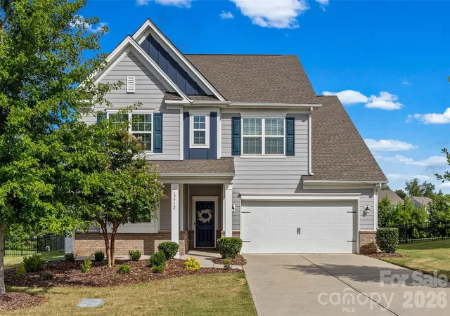 Photo 1 of Single family home for sale at 17712 Terryglass Ln, Charlotte, NC 28278 | MLS# 4379963 | Listing updated on 2026-09-13
