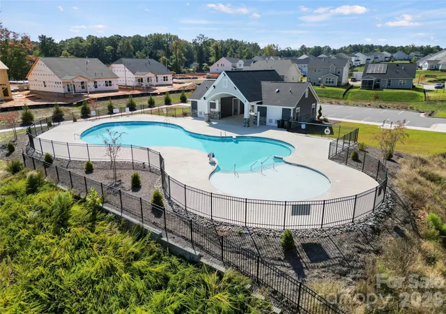 2nd image of 6520 Ludell Ln, Charlotte, NC 28215 | MLS# 4379969