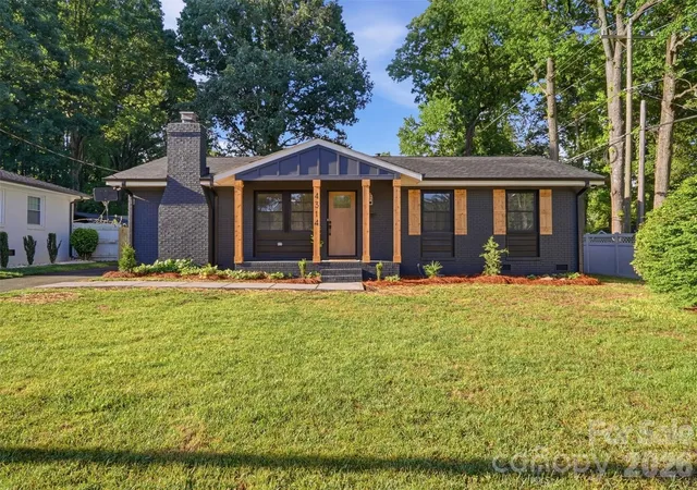 1st image of 4314 Ivanhoe Pl, Charlotte, NC 28205 | MLS# 4379977