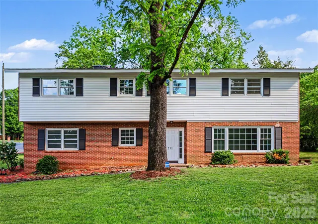 1st image of 211 Windsor Dr, Shelby, NC 28150 | MLS# 4379981