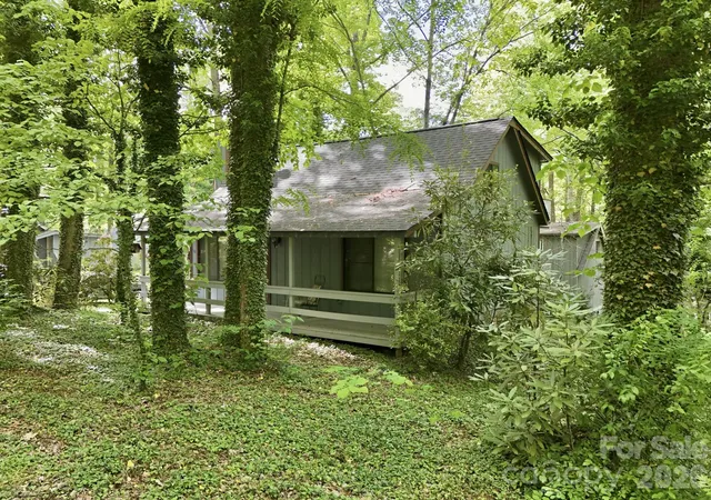 Homes for sale in Maggie Valley, NC | 50 Gail Dr, Maggie Valley, NC 28751 | MLS# 4380085