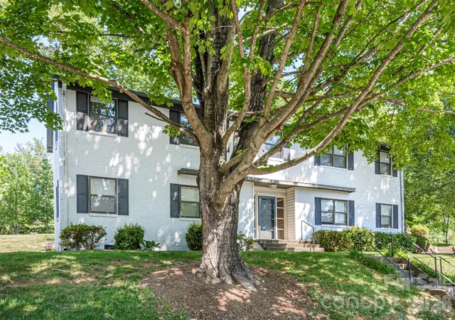 Homes for sale in Asheville, NC | 615 Biltmore Ave, Asheville, NC 28803 | MLS# 4380095