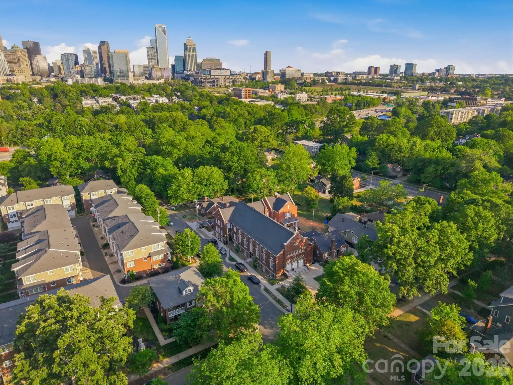 Listing Photo 1 - Condo for sale in 203 Grandin Rd located at 203 Grandin Rd, Charlotte, NC 28208 - Unit 203 Grandin Rd