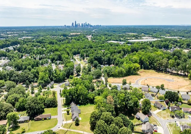 5th image of 0000 Oakwood Rd, Charlotte, NC 28269 | MLS# 4380169
