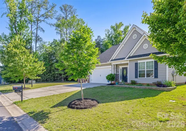 Photo 4 of Single family home for sale at 578 Daventry Ct, Clover, SC 29710 | MLS# 4380197 | Listing updated on 2026-09-15