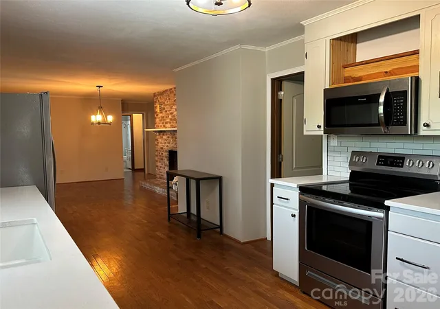Photo 5 of Single family home for sale at 5212 Walter Starnes Pl, Granite Falls, NC 28630 | MLS# 4380237 | Listing updated on 2026-09-03