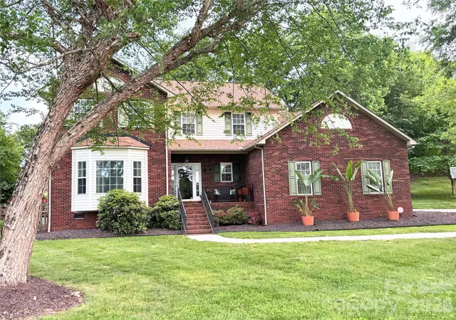 Photo 2 of Single family home for sale at 113 Browns Farm Rd, Salisbury, NC 28147 | MLS# 4380259 | Listing updated on 2026-09-25