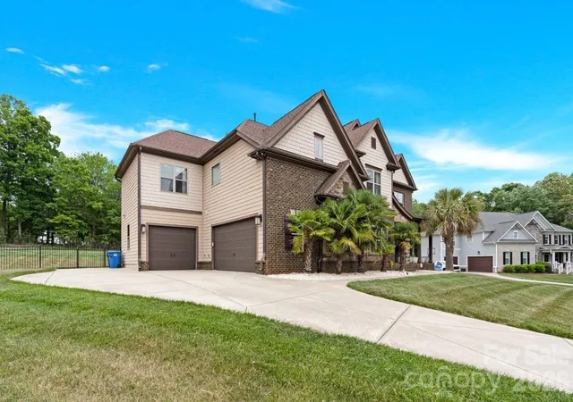 48th image of 125 Leeward Shoals Ln, Mooresville, NC 28117 | MLS# 4380272
