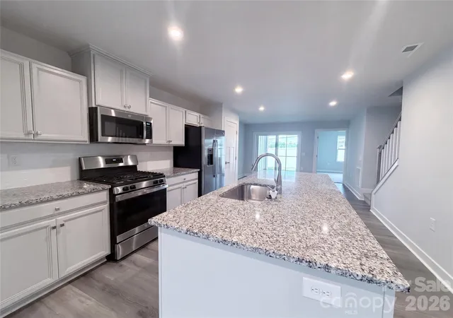 3rd image of 124 Kristin View Ln, Troutman, NC 28166 | MLS# 4380342