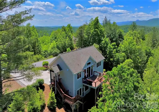 Photo 3 of Single family home for sale at 5564 Table View Ln, Lenoir, NC 28645 | MLS# 4380345 | Listing updated on 2026-10-07