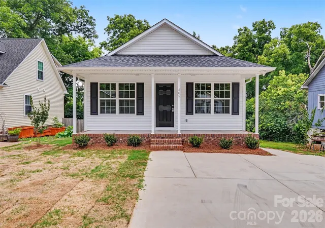 Homes for sale in Rock Hill, SC | 305 Hagins St, Rock Hill, SC 29730 | MLS# 4380387