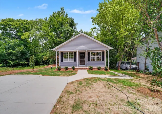 Homes for sale in Rock Hill, SC | 420 Fewell St, Rock Hill, SC 29730 | MLS# 4380399