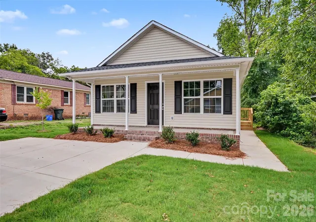 Homes for sale in Rock Hill, SC | 821 Carolina Ave, Rock Hill, SC 29730 | MLS# 4380431