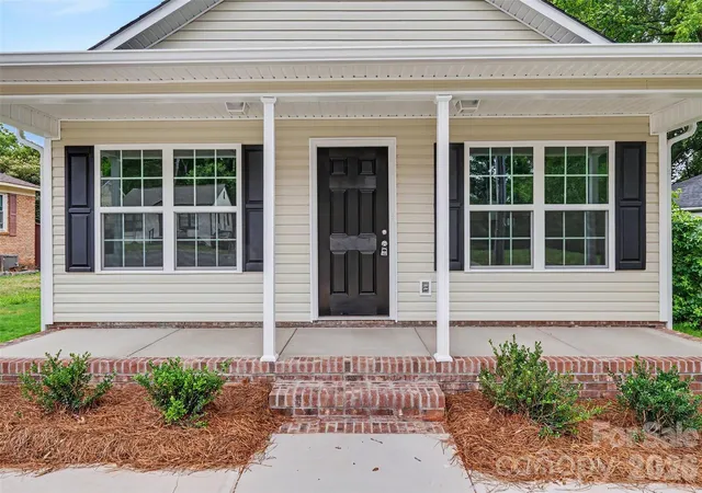 Homes for sale in Rock Hill, SC | 821 Carolina Ave, Rock Hill, SC 29730 | MLS# 4380431