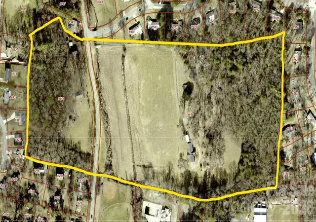 4th image of 767 New Haw Creek Rd, Asheville, NC 28805 | MLS# 4380449