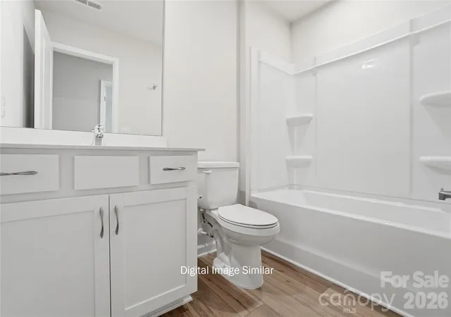 Photo 23 of Townhouse for sale at 6045 Mallow Xing Ln, Charlotte, NC 28213 | MLS# 4380455 | Listing updated on 2026-10-07